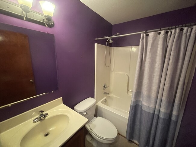 Building Photo - 1185 Eller Wood Dr