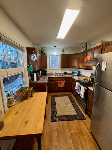 Building Photo - 3541 Scarlet Pl