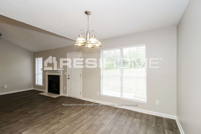Building Photo - 3501 Baroney Ln SW