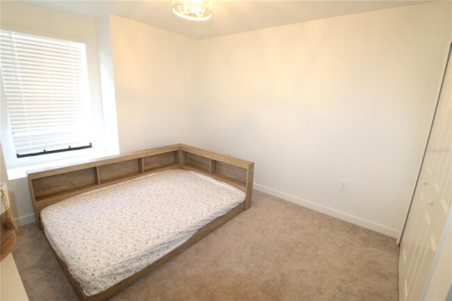 Building Photo - 15233 Sea Salt Wy