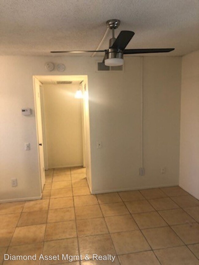 Building Photo - 3710 E McDowell Rd