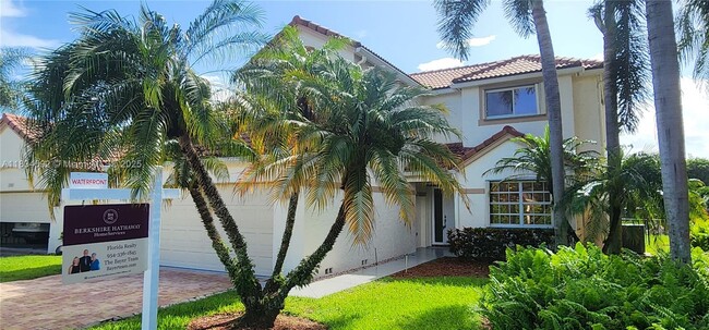 Primary Photo - 2957 Oak Park Cir