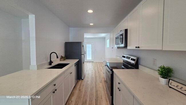 Building Photo - MUST SEE!! Woodlawn Lake  3 Bedroom 2 Full Bath Full Rehab