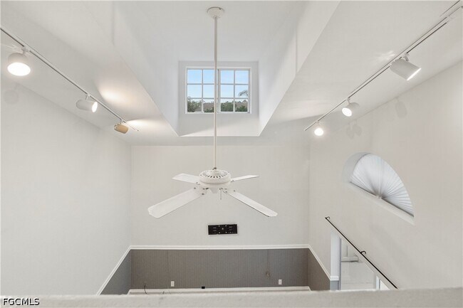Building Photo - 6879 Pentland Way
