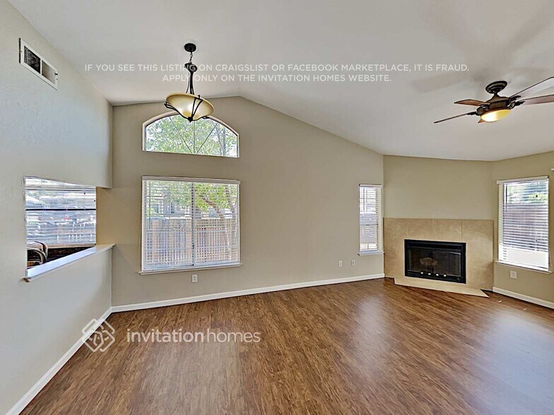 Building Photo - 5644 Bolton Way