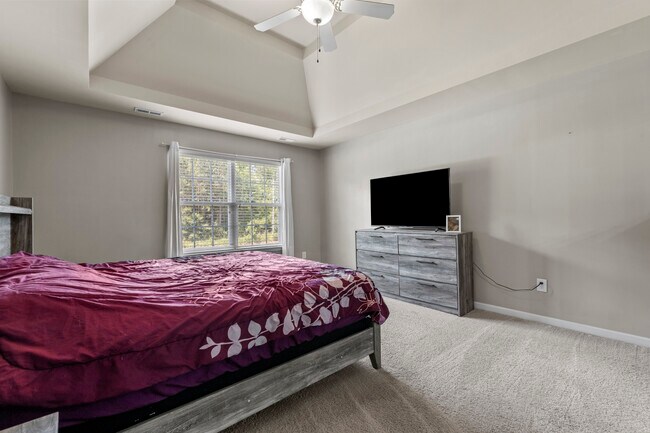 Building Photo - Raeford home