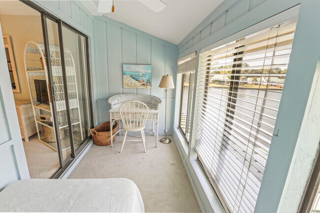 Building Photo - 623 Bayou Dr