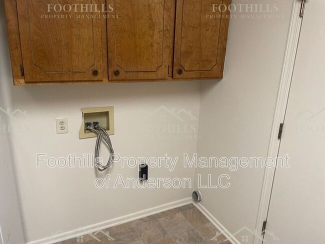 Building Photo - 5538 Old Pearman Dairy Rd.