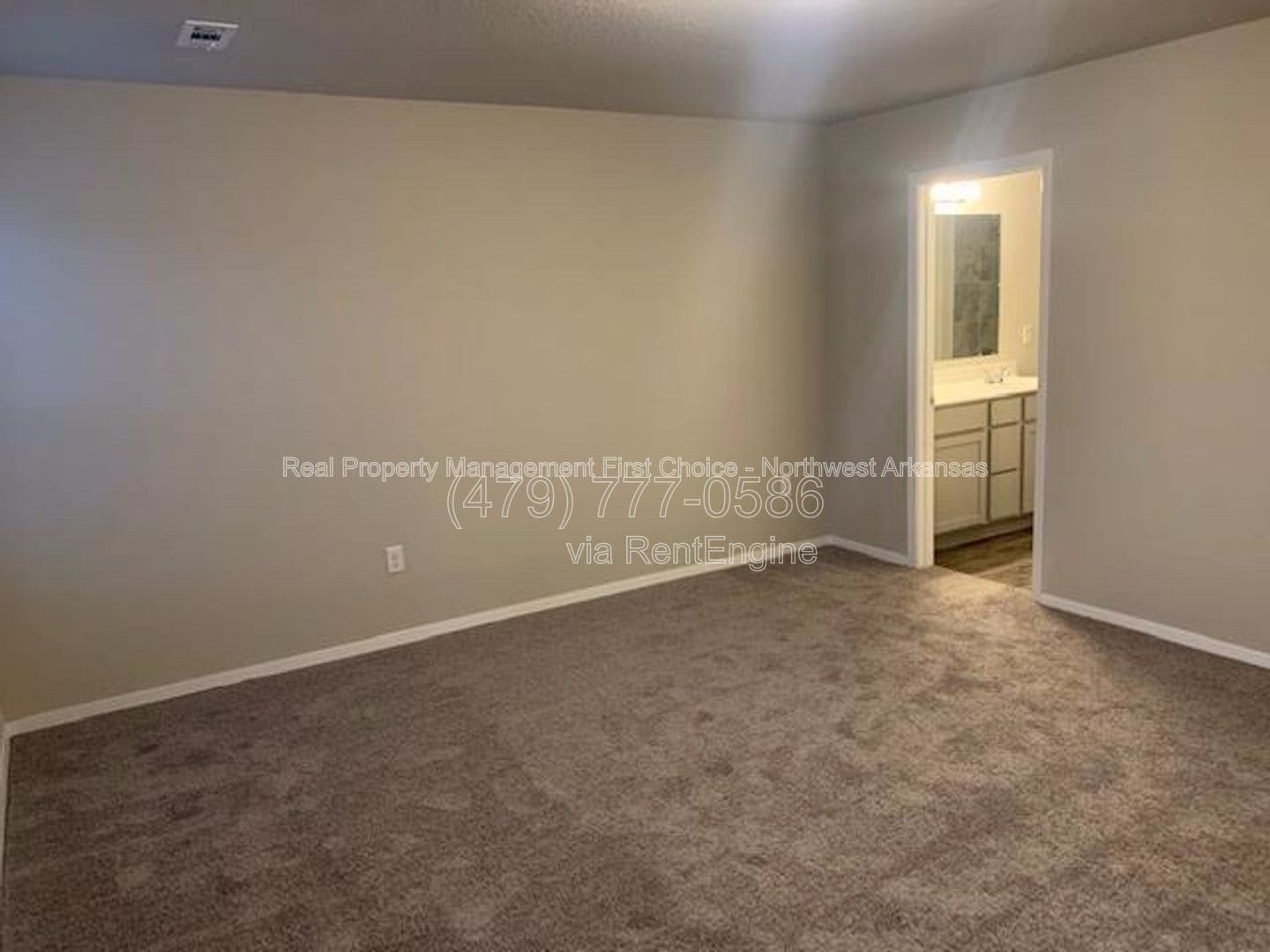 Building Photo - 4205 SW Lenox Ave