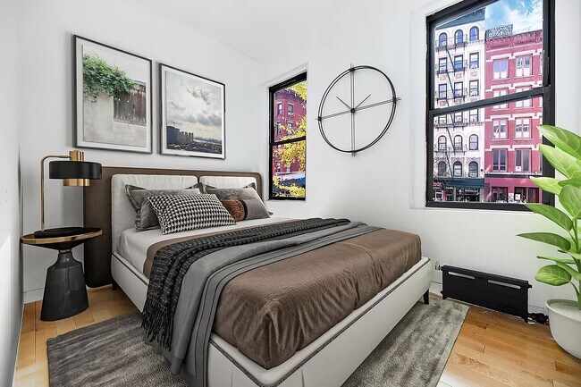 Building Photo - 203 Spring Street