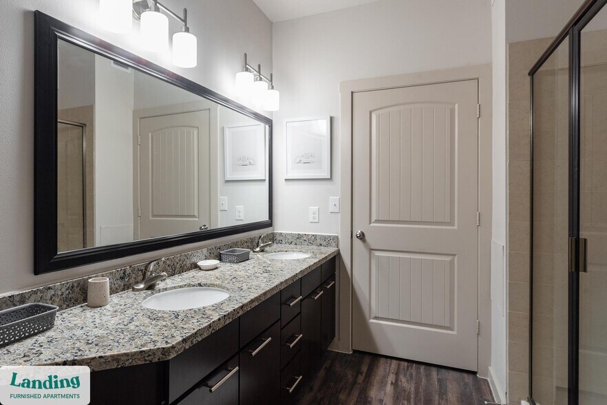 Building Photo - 10800 Lakeline Blvd