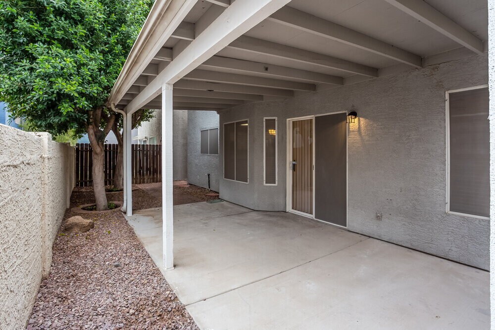 Building Photo - 18625 N 4th Dr