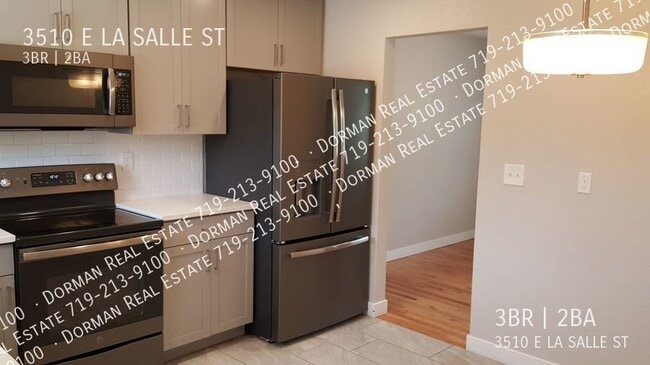 Building Photo - 3510 E La Salle St