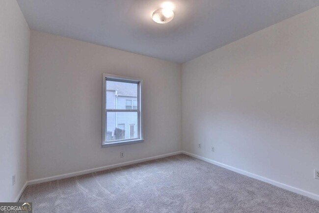 Building Photo - 979 Parkside Wood Ct