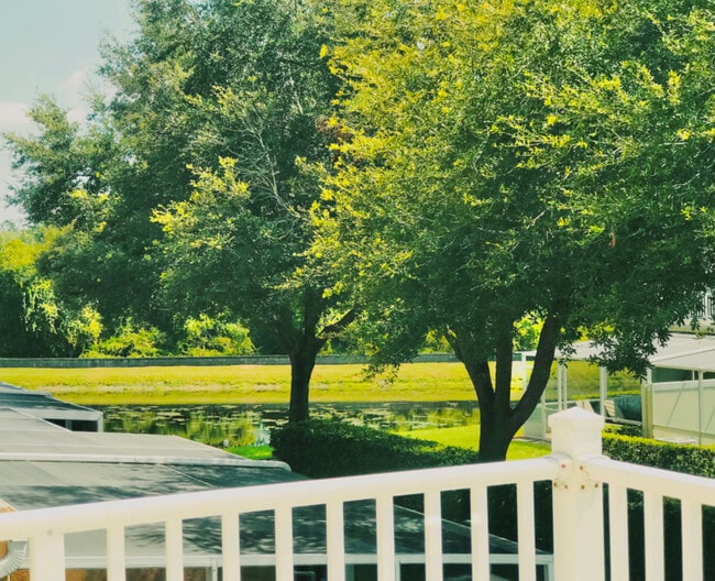 Building Photo - 1707 Retreat Cir