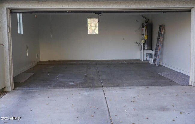 Building Photo - 1464 S Heron Ln