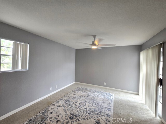 Building Photo - 1319 S Country Way