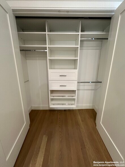 Building Photo - 47 Englewood Ave