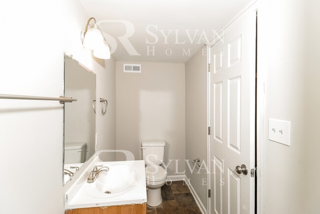 Building Photo - The Lifestyle You Deserve.