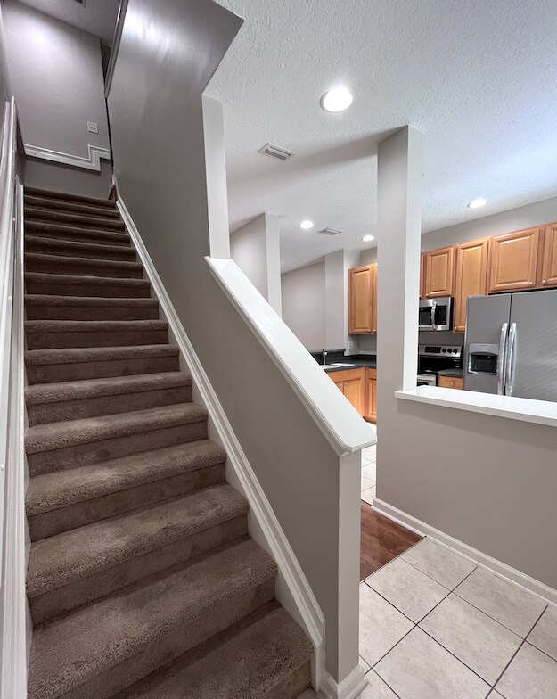 Building Photo - 1514 Fieldview Dr