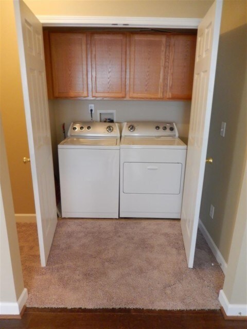 Washer & Dryer - 268 Hadley Commons Dr