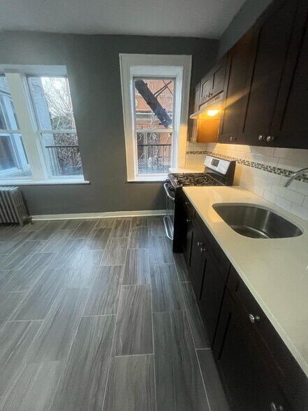 15 Goldsmith Ave 21 - 14 Goldsmith Ave