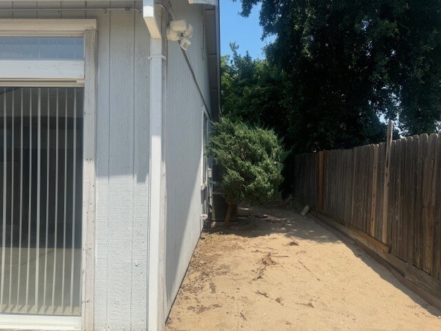 Building Photo - 7733 Southland Way