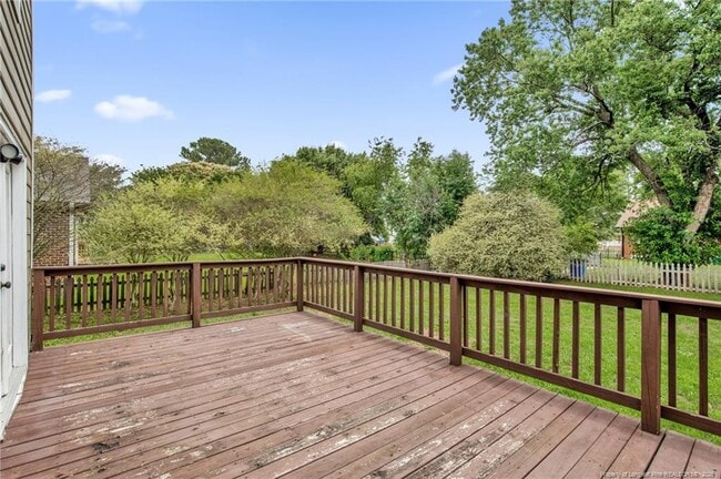 Building Photo - 1183 Helmsley Dr