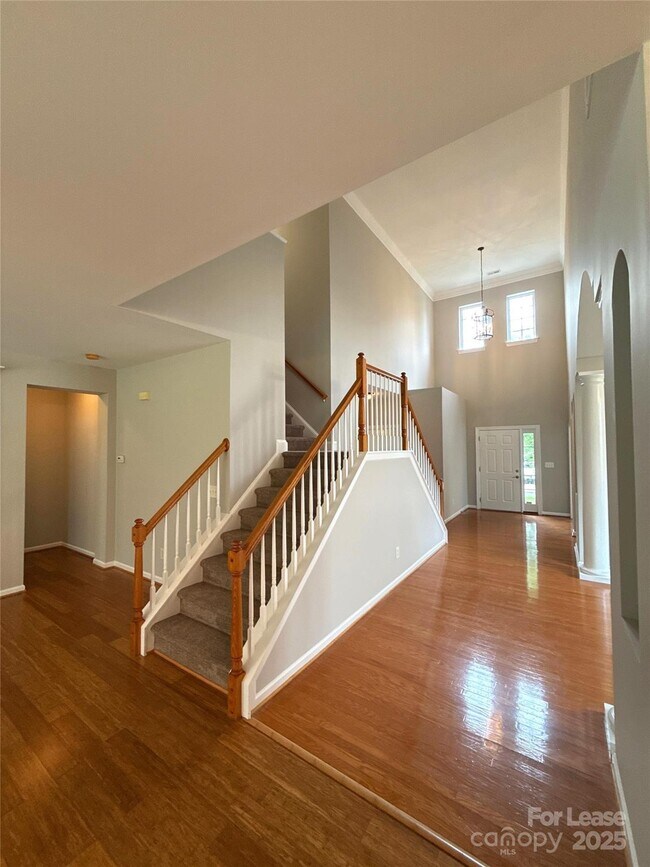 Building Photo - 1113 Cooper Ln
