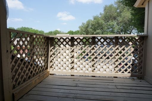 Building Photo - North Central SA - Thousand Oaks / 281 / 1604