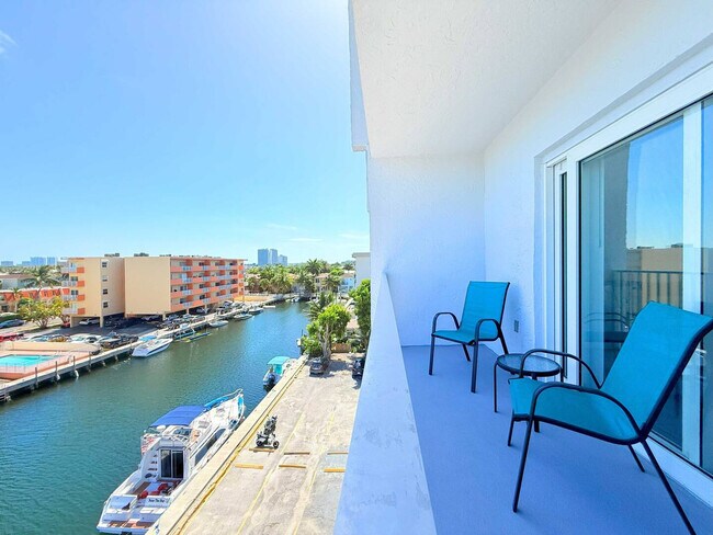 Building Photo - 3626 NE 168th St