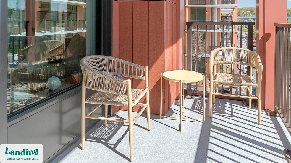 Building Photo - 632 Howard Rd SE