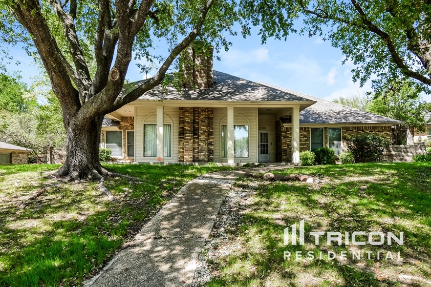 Primary Photo - 1735 Plummer Dr