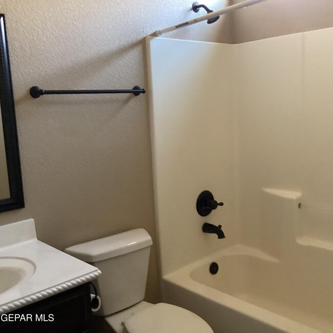 Building Photo - 5914 Speyside Dr