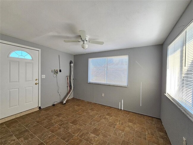 Building Photo - 3029 Kilburn Rd