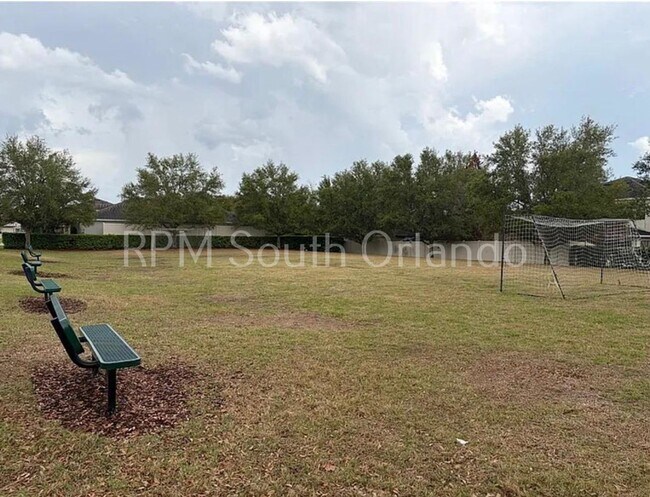 Building Photo - Hilltop Reserve