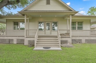 Building Photo - 10618 Hufsmith Rd