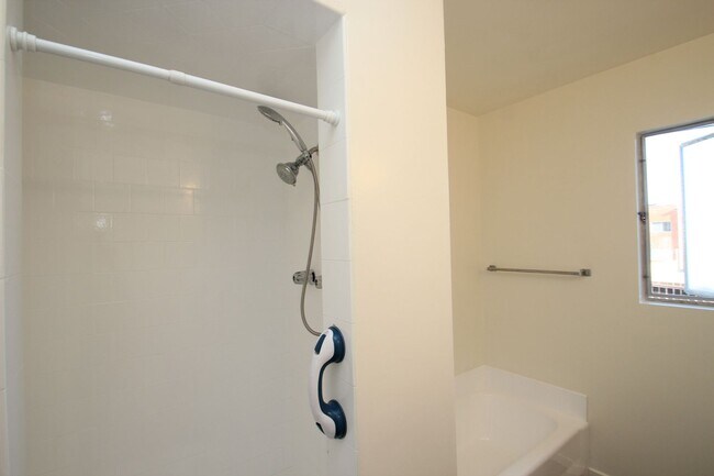 Building Photo - SanLuisProperties