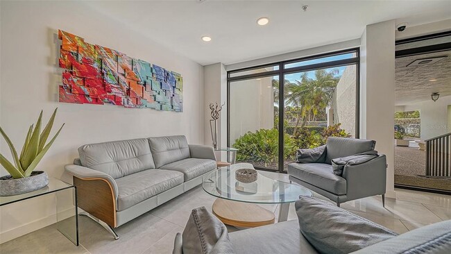 Building Photo - 4822 Ocean Blvd