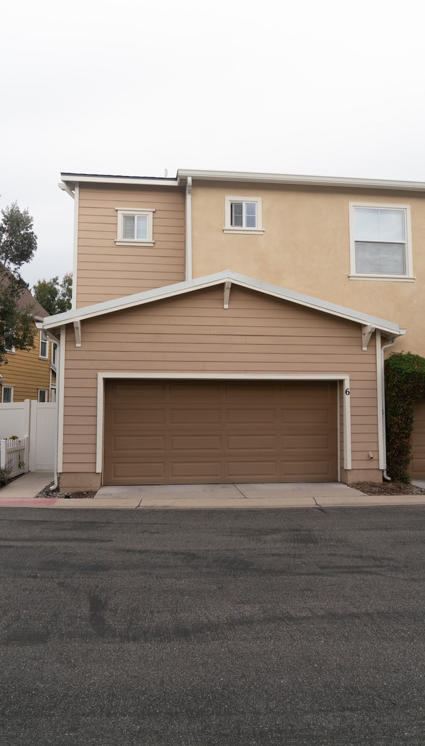 Building Photo - Nice 3 Bedroom Condo
