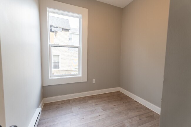 Building Photo - 2053 N Bingham St