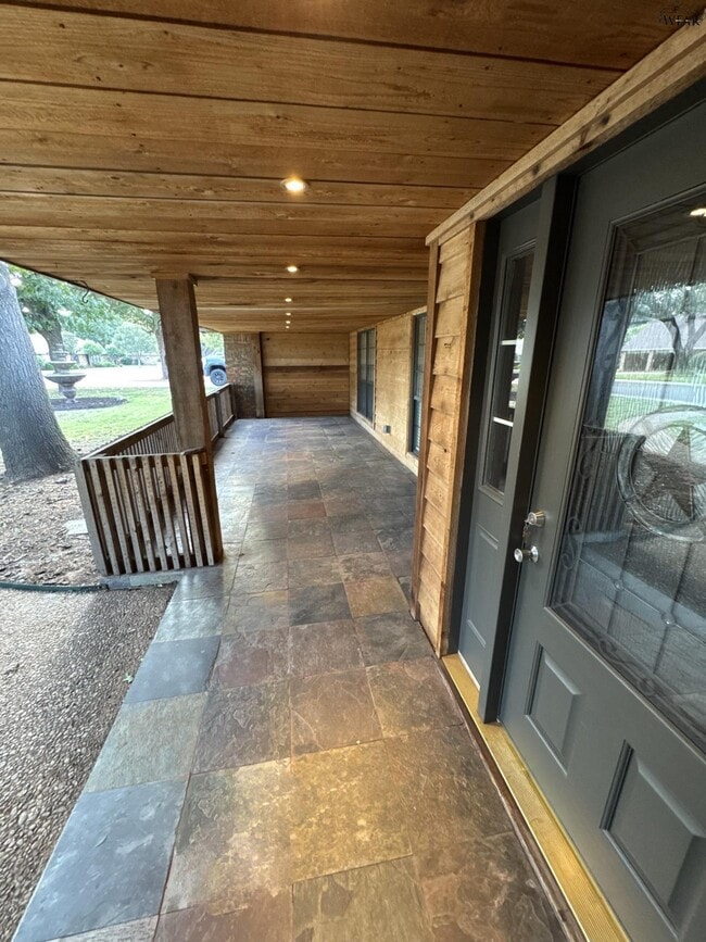 Building Photo - 4514 Shady Ln