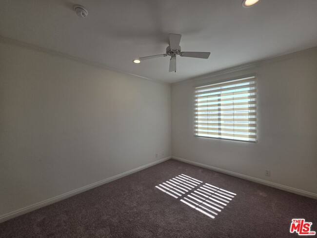 Building Photo - 8505 Gulana Ave