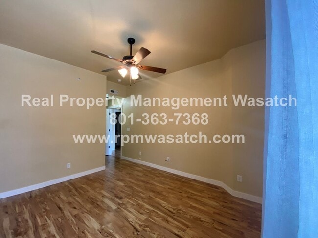 Building Photo - Check Out This Beautiful 2 Bedroom 2 bathr...