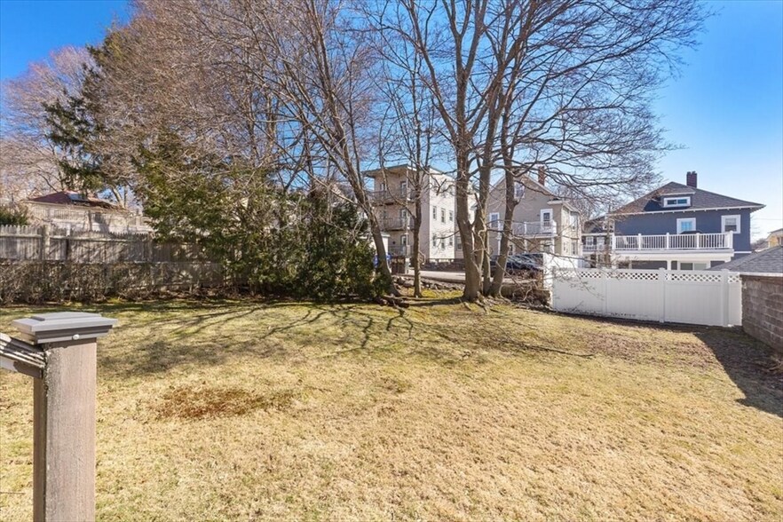 Building Photo - 23 Matchett St