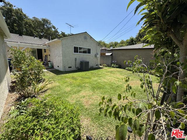 Primary Photo - 12013 Dewey St