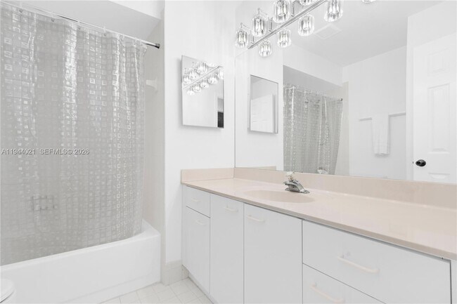 Building Photo - 10514 SW 127th Ct