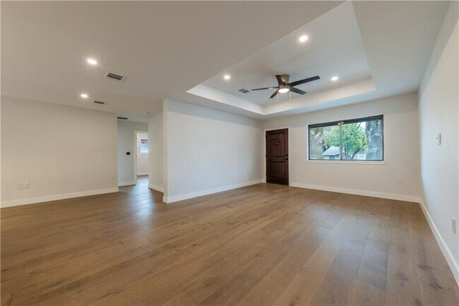 Building Photo - 5104 Woodmoor Dr
