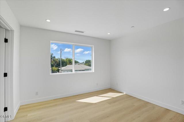 Building Photo - 1901 Ocean Ave