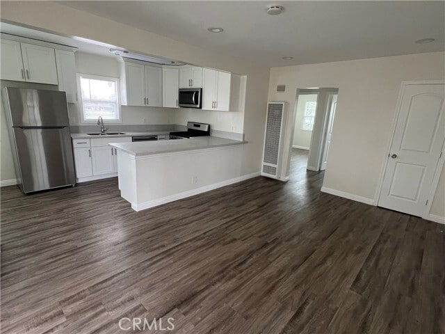 Building Photo - 670 S 2nd Ave